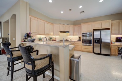 Lovely one story home in very desirable Paradise Valley located on Paradise Valley Golf Course in California - for sale on GolfHomes.com, golf home, golf lot