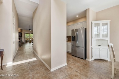 Like new town home in the golf course community of Prescott on Prescott Lakes Golf and Country Club in Arizona - for sale on GolfHomes.com, golf home, golf lot