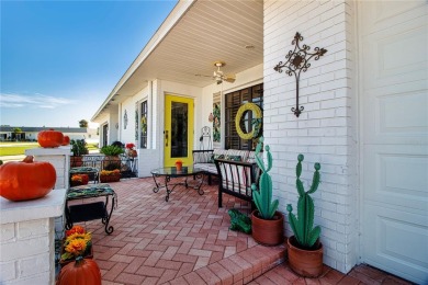 **OPEN CONCEPT, FLOOR TO CEILING PANTRY, PLANTATION SHUTTERS on Sandpiper Golf Club in Florida - for sale on GolfHomes.com, golf home, golf lot