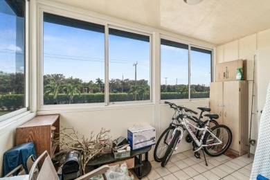 Welcome to a stunning condo in one of Kings Point's premier on Kings Point Golf -Flanders Way in Florida - for sale on GolfHomes.com, golf home, golf lot