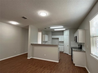 Over 2300 sq. ft., one-story, updated and move-in ready in great on Jim Boggs in Texas - for sale on GolfHomes.com, golf home, golf lot