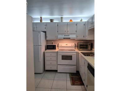 INVESTOR-FRIENDLY! Start renting immediately--no waiting period on Colony West Country Club in Florida - for sale on GolfHomes.com, golf home, golf lot