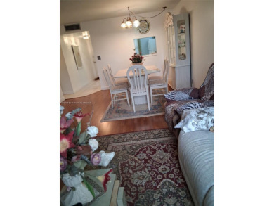 INVESTOR-FRIENDLY! Start renting immediately--no waiting period on Colony West Country Club in Florida - for sale on GolfHomes.com, golf home, golf lot