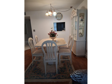 INVESTOR-FRIENDLY! Start renting immediately--no waiting period on Colony West Country Club in Florida - for sale on GolfHomes.com, golf home, golf lot