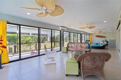 ~CUSTOMIZED EXPANDED 3/2 LANTANA~~ LAP POOL~~EXPANDED on Pennbrooke Fairways in Florida - for sale on GolfHomes.com, golf home, golf lot