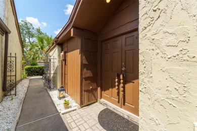 Charming 3-bedroom, 2-bath home with 1,464 sq ft of living space on Beacon Woods Golf Club in Florida - for sale on GolfHomes.com, golf home, golf lot