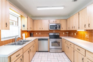 Now is the time to BUY this Turnkey Villa!  Fully furnished on On Top of the World Golf Course in Florida - for sale on GolfHomes.com, golf home, golf lot