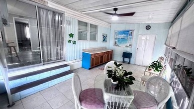 Welcome to Old Bridge Village Community on the Caloosahatchee on Riverbend Golf and Country Club in Florida - for sale on GolfHomes.com, golf home, golf lot