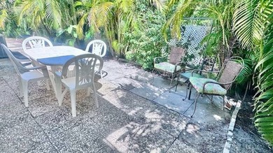 Welcome to Old Bridge Village Community on the Caloosahatchee on Riverbend Golf and Country Club in Florida - for sale on GolfHomes.com, golf home, golf lot