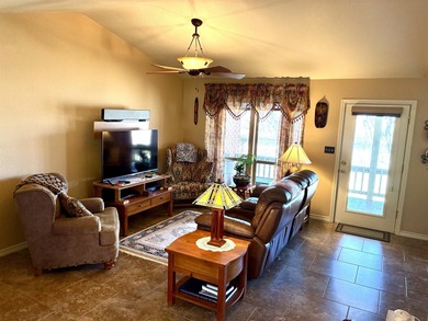 Quaint And Cozy 3 Bedroom 2 Bath Home. Vaulted Living Room on Hidden Falls Golf Club in Texas - for sale on GolfHomes.com, golf home, golf lot