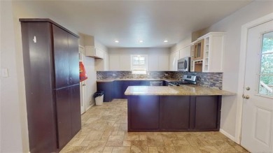 **Move in ready home looking for a new family** Check out this 3 on Oak Hills Country Club in Oklahoma - for sale on GolfHomes.com, golf home, golf lot