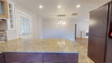 **Move in ready home looking for a new family** Check out this 3 on Oak Hills Country Club in Oklahoma - for sale on GolfHomes.com, golf home, golf lot