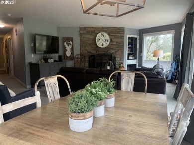 Beautiful, updated ground level end unit condo. 2 bedrooms, 2 on The Resort at the Mountain in Oregon - for sale on GolfHomes.com, golf home, golf lot