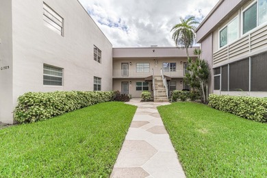 opportunity in sought-after Kings Point! This well-maintained on Kings Point Golf -Flanders Way in Florida - for sale on GolfHomes.com, golf home, golf lot