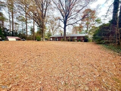 REDUCED $20,000 but Buyer Still gets $5K CC at $275,000 on Henderson Country Club in North Carolina - for sale on GolfHomes.com, golf home, golf lot