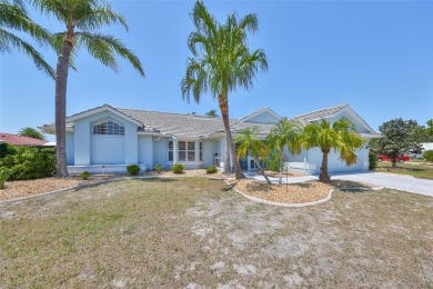 WELCOME TO YOUR CHARMING HOME WITH LOW HOA. This split on Sandpiper Golf Club in Florida - for sale on GolfHomes.com, golf home, golf lot