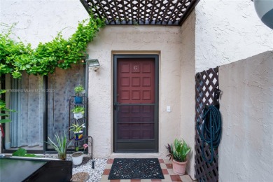 Beautifully updated 1,426 sqft two-story townhouse in the on Boca Lago Golf and Country Club in Florida - for sale on GolfHomes.com, golf home, golf lot