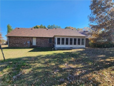 Nice 3 bedroom, 2 bath home on approx. 1.19-acre lot. Located on on Vache-Grasse Country Club in Arkansas - for sale on GolfHomes.com, golf home, golf lot