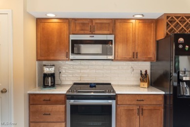Stunning Huron condo located in the desirable Hidden Valley on Thunderbird Hills Golf Course  in Ohio - for sale on GolfHomes.com, golf home, golf lot