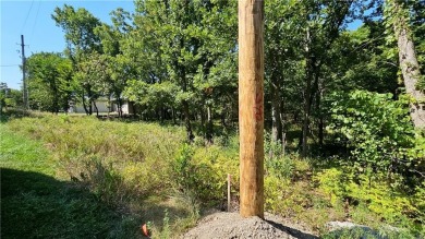Fantastic lot in Linn Valley Lakes resort-like community! Build on Linn Valley Lakes - Deer Trace Golf Course in Kansas - for sale on GolfHomes.com, golf home, golf lot