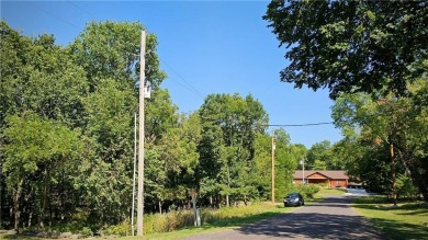 Fantastic lot in Linn Valley Lakes resort-like community! Build on Linn Valley Lakes - Deer Trace Golf Course in Kansas - for sale on GolfHomes.com, golf home, golf lot