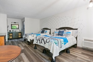 Welcome to this beautifully updated and move-in-ready home on The Oaks Golf Course in Missouri - for sale on GolfHomes.com, golf home, golf lot