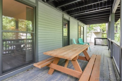 Welcome to this beautifully updated and move-in-ready home on The Oaks Golf Course in Missouri - for sale on GolfHomes.com, golf home, golf lot