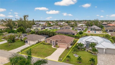 LOCATION, LOCATION, LOCATION! This beautiful 4-bedroom on Palmetto-Pine Country Club in Florida - for sale on GolfHomes.com, golf home, golf lot