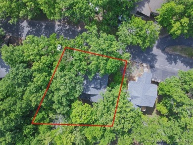 Welcome to this beautifully updated and move-in-ready home on The Oaks Golf Course in Missouri - for sale on GolfHomes.com, golf home, golf lot