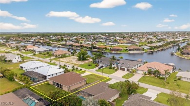 LOCATION, LOCATION, LOCATION! This beautiful 4-bedroom on Palmetto-Pine Country Club in Florida - for sale on GolfHomes.com, golf home, golf lot