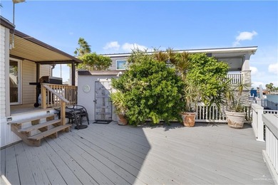 Welcome to 677 E Clam Circle, a beautifully updated coastal on Long Island Golf Course in Texas - for sale on GolfHomes.com, golf home, golf lot