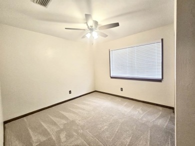 Looking for easy living in a central location with convenience on Hilaman Park Golf Course in Florida - for sale on GolfHomes.com, golf home, golf lot