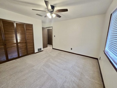 Looking for easy living in a central location with convenience on Hilaman Park Golf Course in Florida - for sale on GolfHomes.com, golf home, golf lot