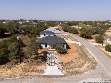 Welcome to this stunning custom-built home in the sought-after on Vaaler Creek Golf Club in Texas - for sale on GolfHomes.com, golf home, golf lot