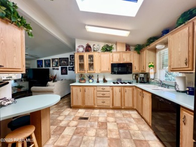 Charming & Well-Maintained 2BR/2BA Home in the 55+ Villages at on Quail Wood Greens Golf Course in Arizona - for sale on GolfHomes.com, golf home, golf lot