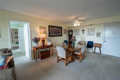 Welcome to this immaculate 2-bedroom, 2-bathroom condo on the on Pembroke Lakes Golf Club in Florida - for sale on GolfHomes.com, golf home, golf lot