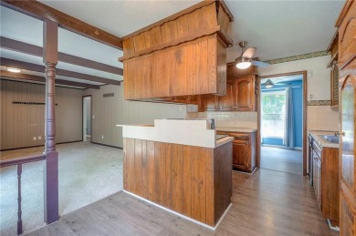 Large raised ranch in desirable Fairway Hills...Newer interior on Royal Meadows Golf Course in Missouri - for sale on GolfHomes.com, golf home, golf lot