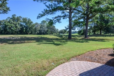 Turn key home! Just move right in! Clean as a whistle! One owner on Crescent Pointe Golf Club in South Carolina - for sale on GolfHomes.com, golf home, golf lot