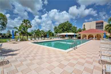 Well-Maintained condo in Exclusive 55+ Lakes of Environ on Inverrary Country Club in Florida - for sale on GolfHomes.com, golf home, golf lot