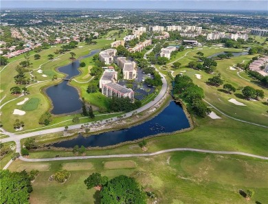 Well-Maintained condo in Exclusive 55+ Lakes of Environ on Inverrary Country Club in Florida - for sale on GolfHomes.com, golf home, golf lot