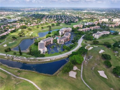 Well-Maintained condo in Exclusive 55+ Lakes of Environ on Inverrary Country Club in Florida - for sale on GolfHomes.com, golf home, golf lot