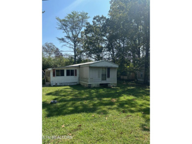 MOTIVATED SELLER! Priced to sell and great location!  Two on Lake Tansi Village Country Club in Tennessee - for sale on GolfHomes.com, golf home, golf lot
