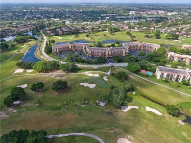 Well-Maintained condo in Exclusive 55+ Lakes of Environ on Inverrary Country Club in Florida - for sale on GolfHomes.com, golf home, golf lot