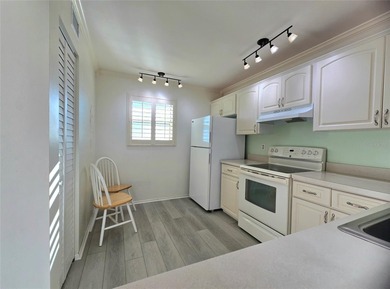 One or more photo(s) has been virtually staged. Ideal on Pinebrook/Ironwood Golf Course in Florida - for sale on GolfHomes.com, golf home, golf lot