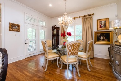 Beautiful home in the desirable gated neighborhood, The OAKS in on Chenal Country Club - Bear Den Mountain in Arkansas - for sale on GolfHomes.com, golf home, golf lot