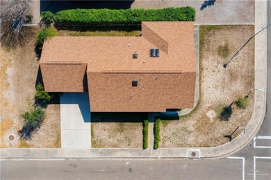 Welcome to comfortable living in the gated 55+ community of on Alamo Country Club in Texas - for sale on GolfHomes.com, golf home, golf lot