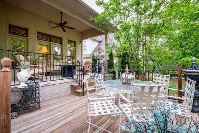 Beautiful home in the desirable gated neighborhood, The OAKS in on Chenal Country Club - Bear Den Mountain in Arkansas - for sale on GolfHomes.com, golf home, golf lot
