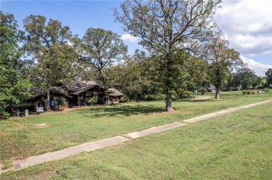 Welcome home to 1808 Bramble Brae, where comfort meets classic on Fianna Hills Country Club in Arkansas - for sale on GolfHomes.com, golf home, golf lot