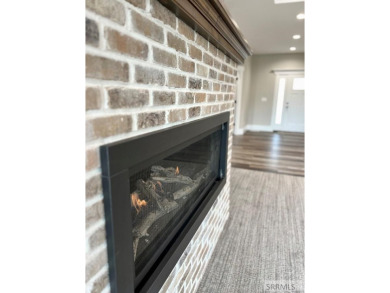 Inviting, desirable, light-filled home is immaculate and move-in on Sage Lakes Municipal Golf Course in Idaho - for sale on GolfHomes.com, golf home, golf lot