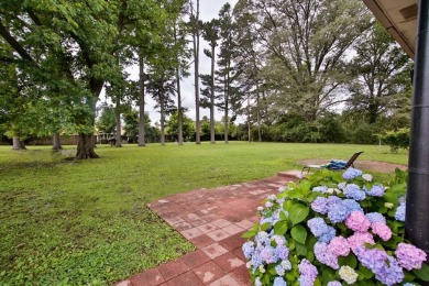 Here is your chance...3 bedroom 2 bathroom single-story home on Glen Eagle Golf Course in Tennessee - for sale on GolfHomes.com, golf home, golf lot